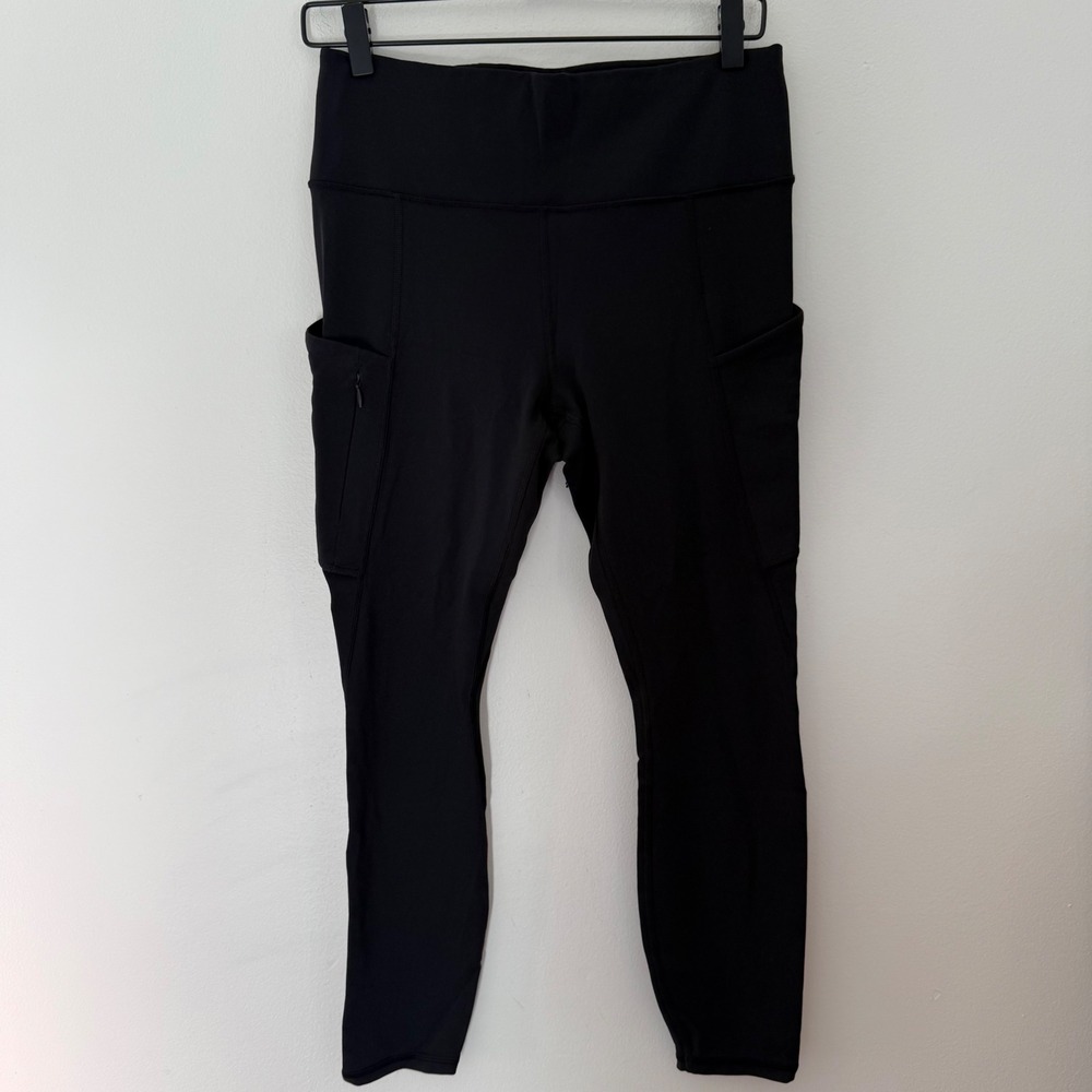 Athleta women's Leggings Medium Black High Rise Pockets Athletic Tights